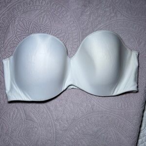 Elila White Strapless Bra